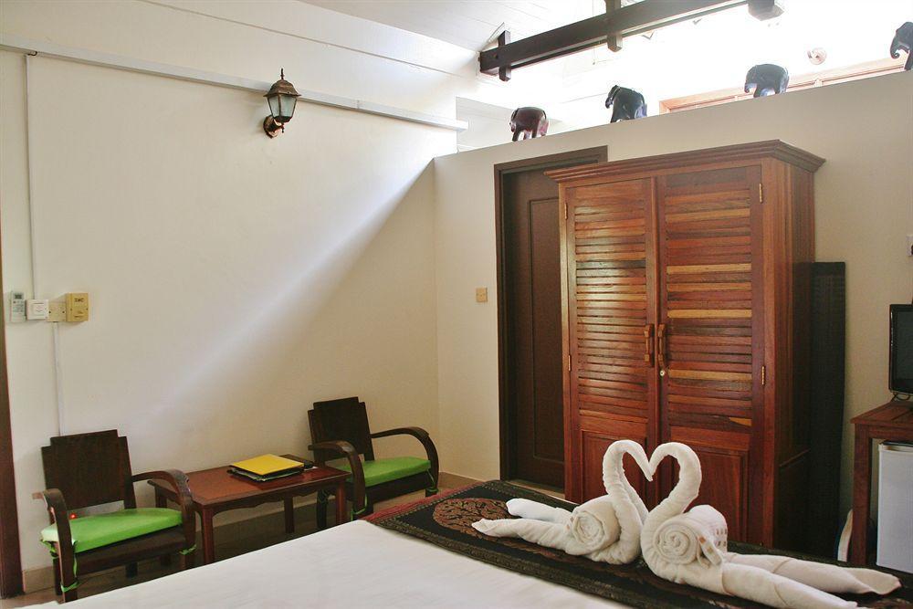 Golden Premier Villa Siem Reap Ngoại thất bức ảnh